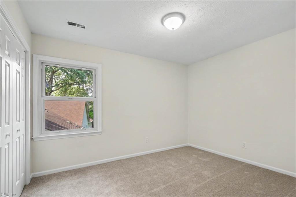138 Racine Dr Property Photo 30