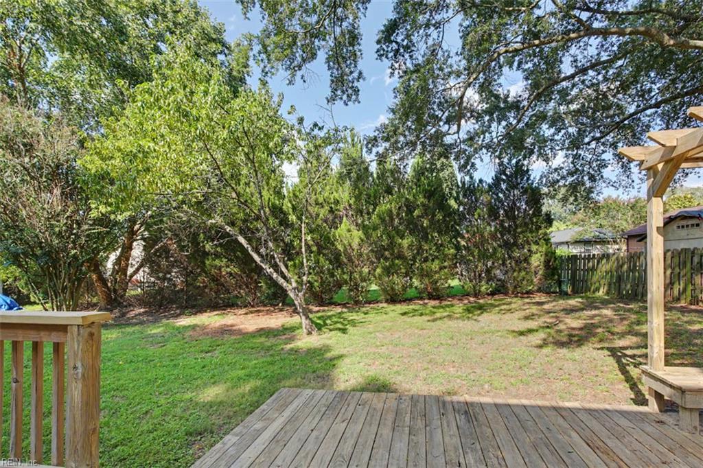 138 Racine Dr Property Photo 34
