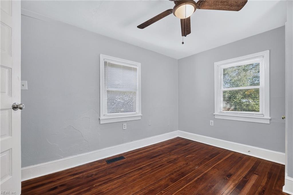 1417 Melrose Pw Property Photo 14