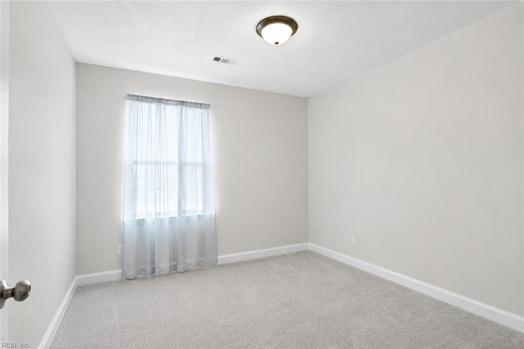 1105 Gloucester St Property Photo 22