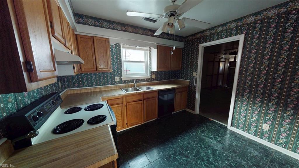 5722 Earnhardt St Property Photo 10