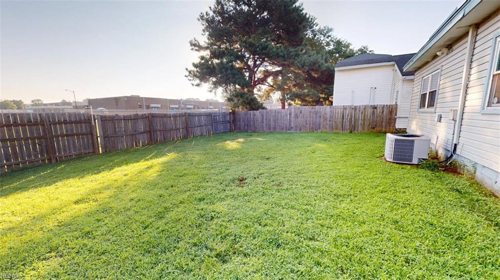 5722 Earnhardt St Property Photo 38