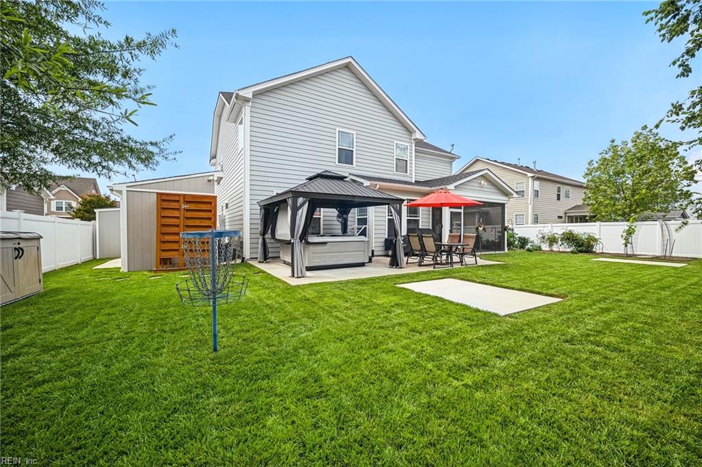 1125 George Olah Dr Property Photo 4