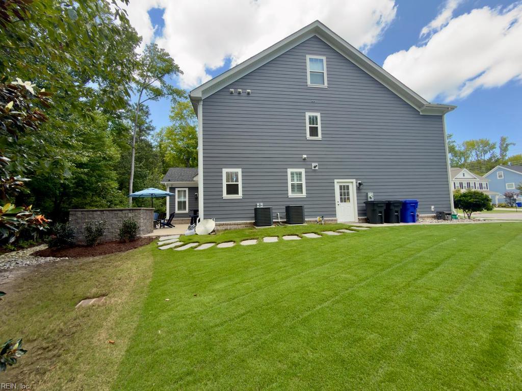 2101 Bentgrass Ct Property Photo 3