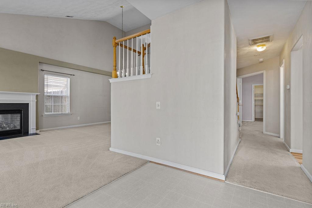 1313 Duchess Of York Quay Property Photo 9