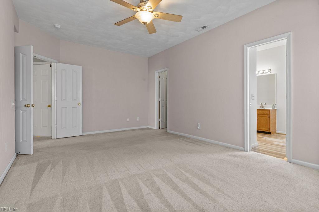 1313 Duchess Of York Quay Property Photo 13