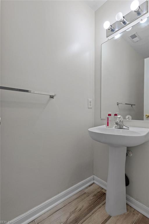 1313 Duchess Of York Quay Property Photo 25