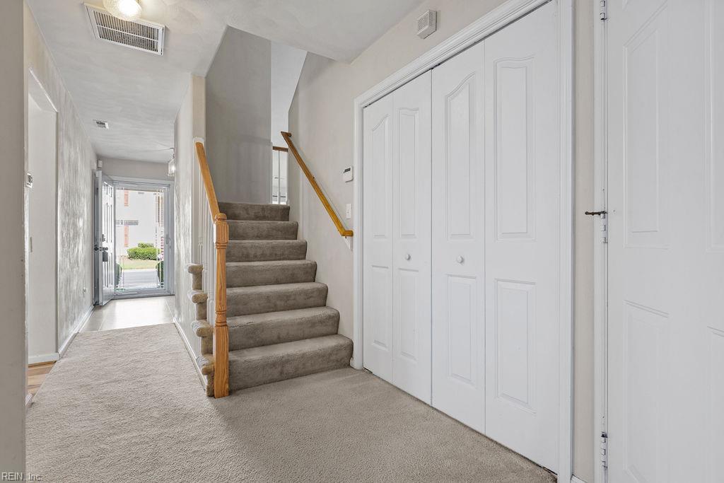 1313 Duchess Of York Quay Property Photo 26
