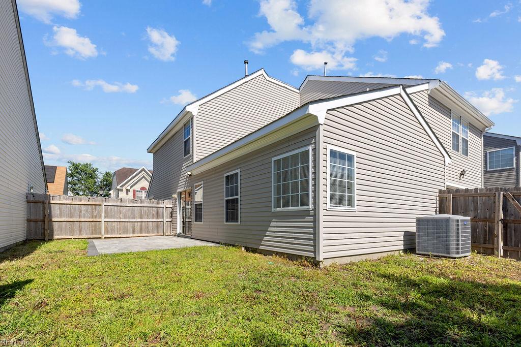 1313 Duchess Of York Quay Property Photo 46