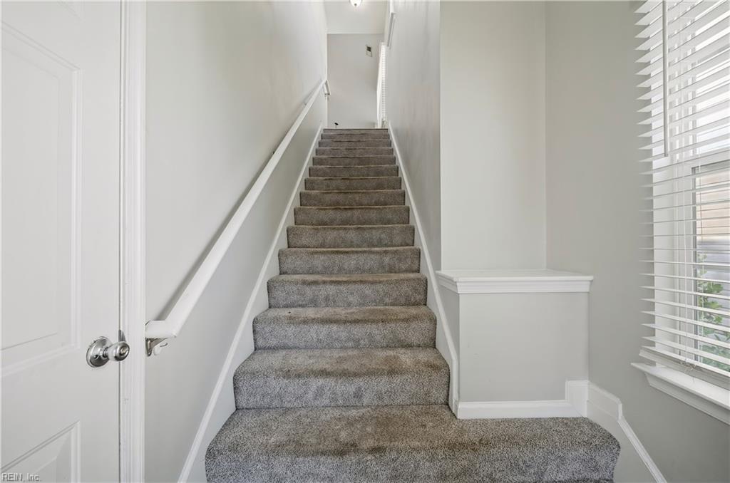 602 Sawgrass Ln Property Photo 4