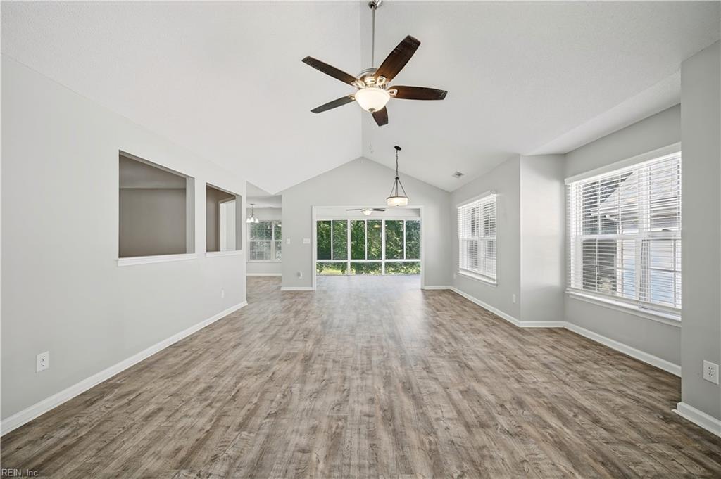 602 Sawgrass Ln Property Photo 5