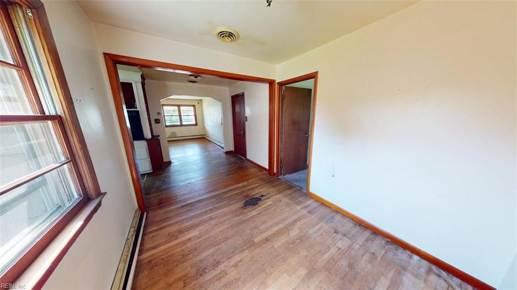 104 Effie Ave Property Photo 21