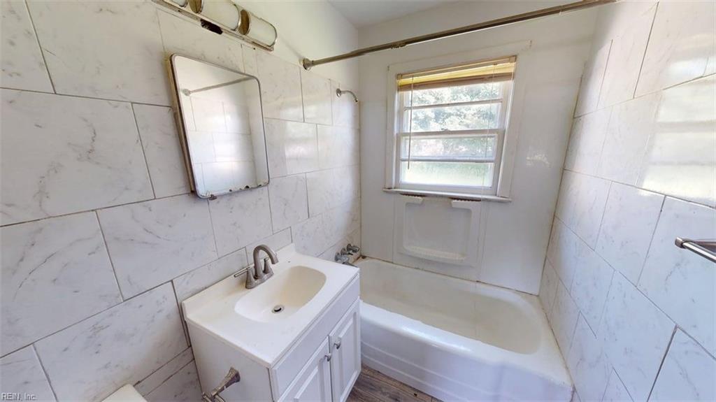 104 Effie Ave Property Photo 39