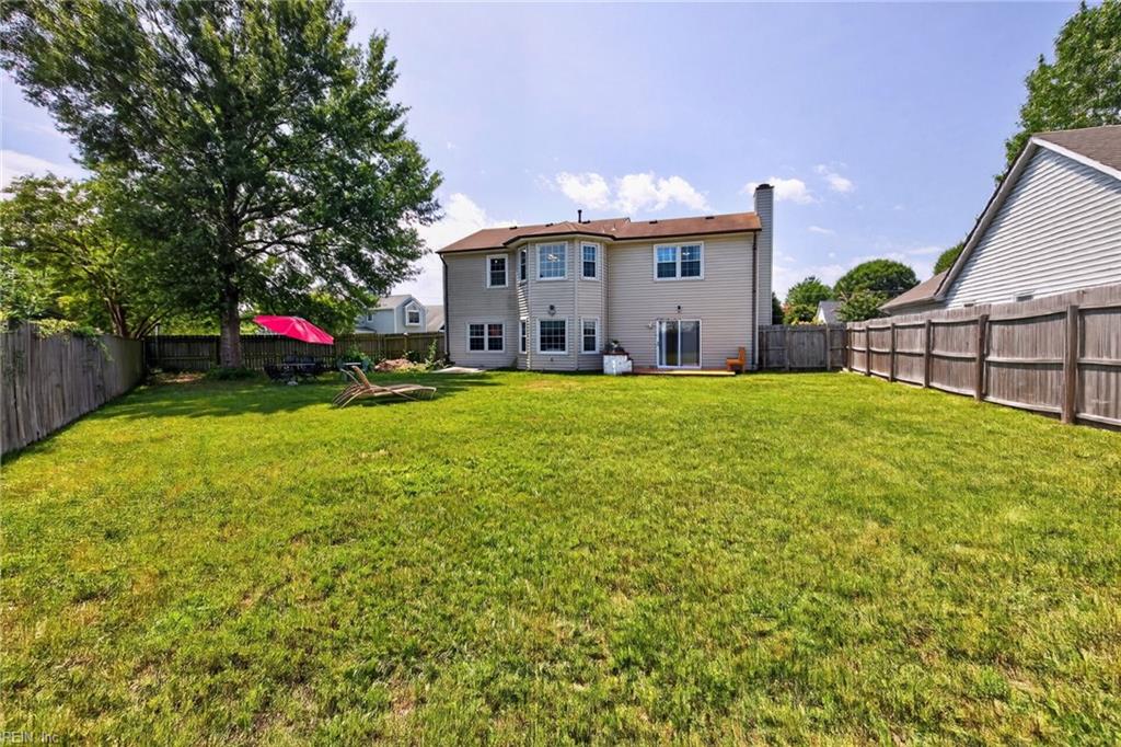 1912 Barberry Ct Property Photo 33