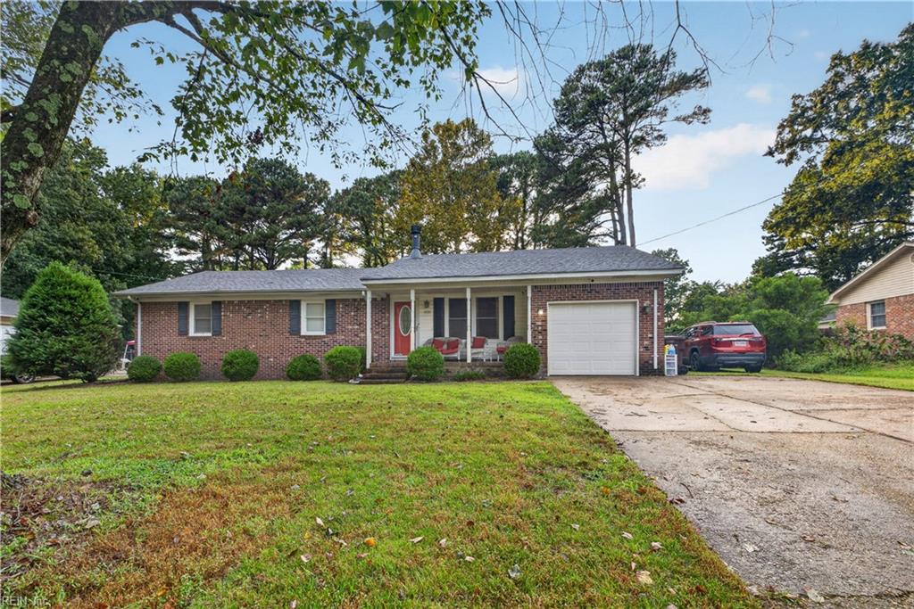 656 Hillwell Rd Property Photo 3
