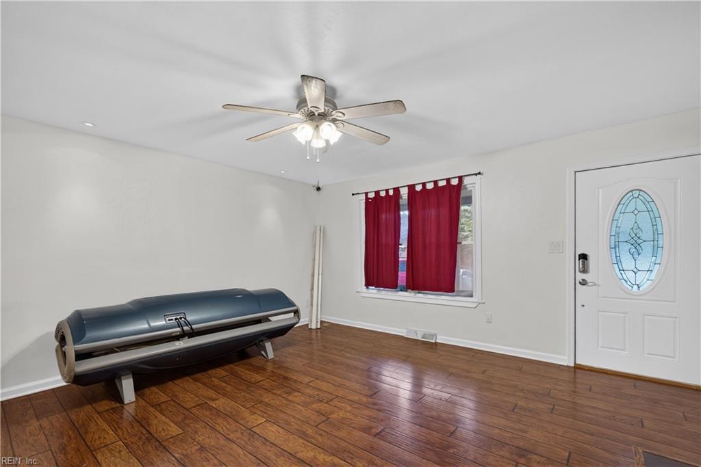 656 Hillwell Rd Property Photo 5