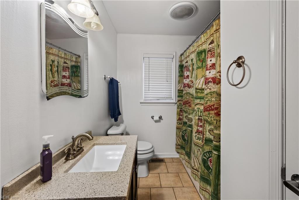 656 Hillwell Rd Property Photo 17