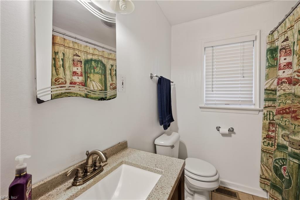 656 Hillwell Rd Property Photo 18