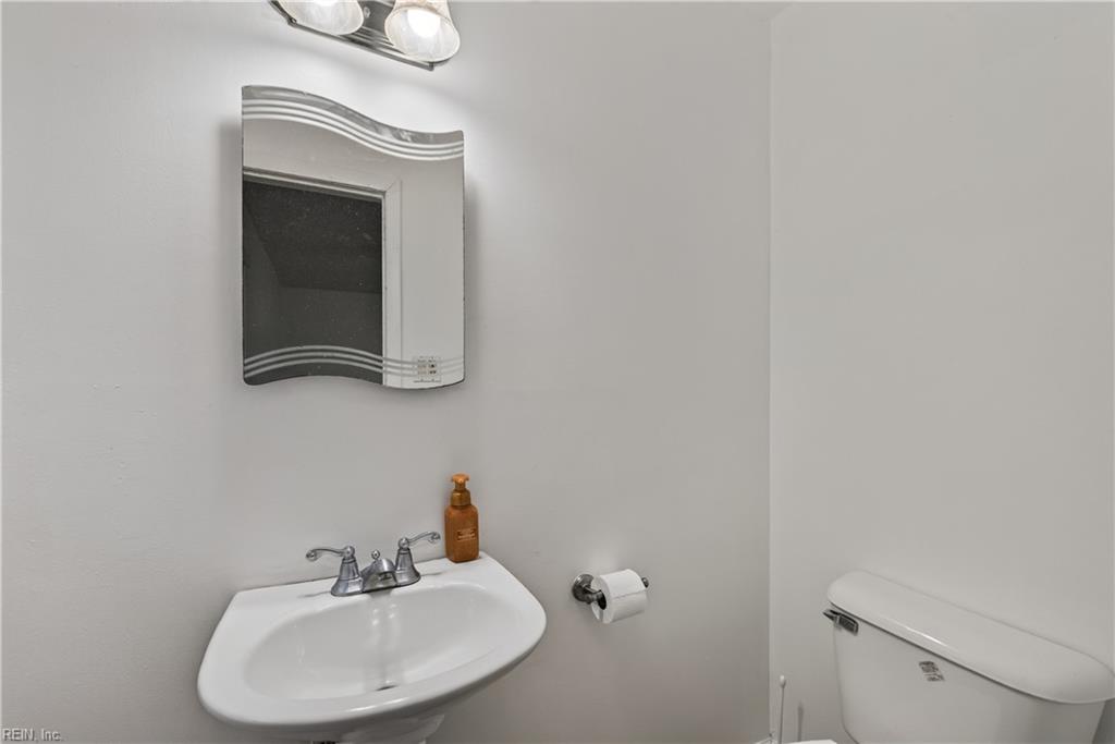 656 Hillwell Rd Property Photo 23