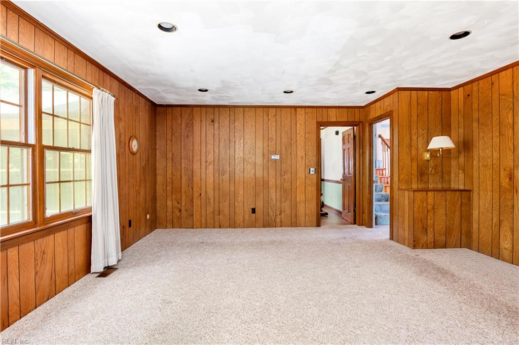 1104 Pine Valley Dr Property Photo 23