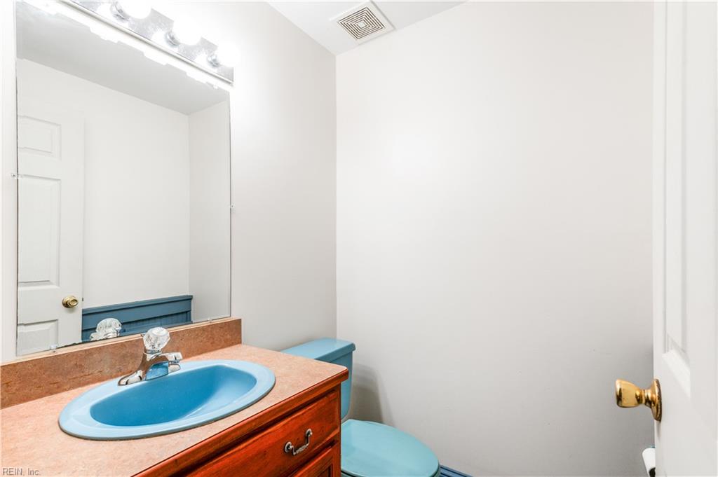 1104 Pine Valley Dr Property Photo 28