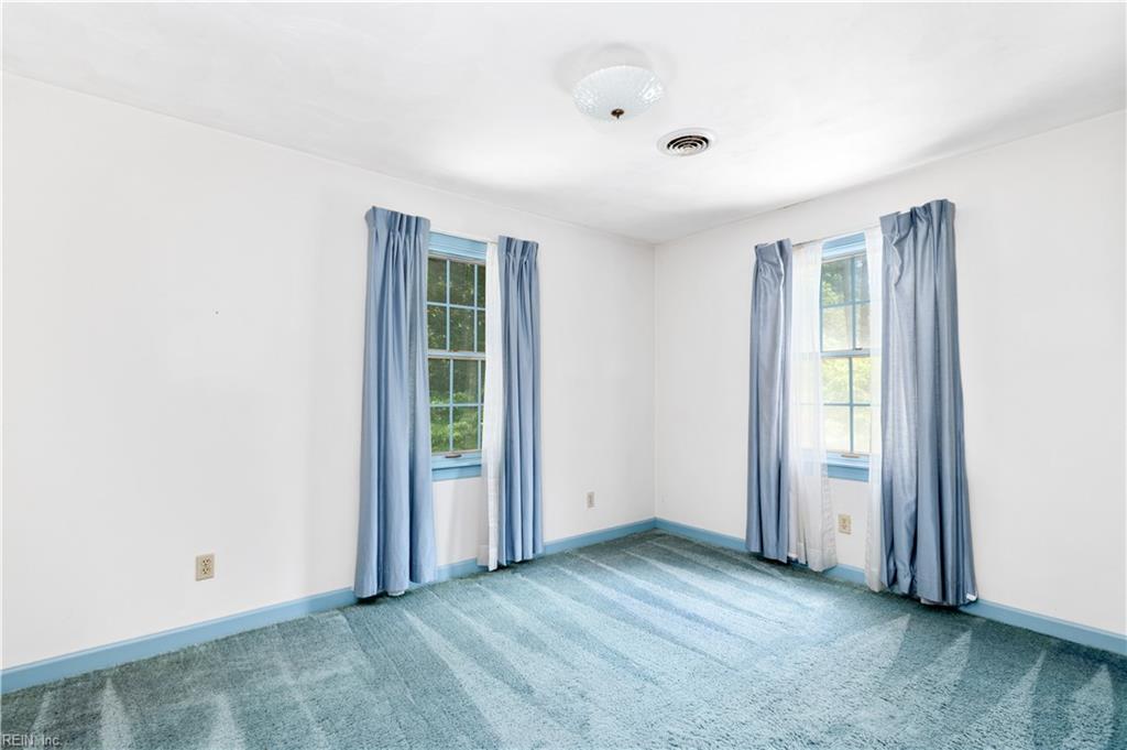 1104 Pine Valley Dr Property Photo 30