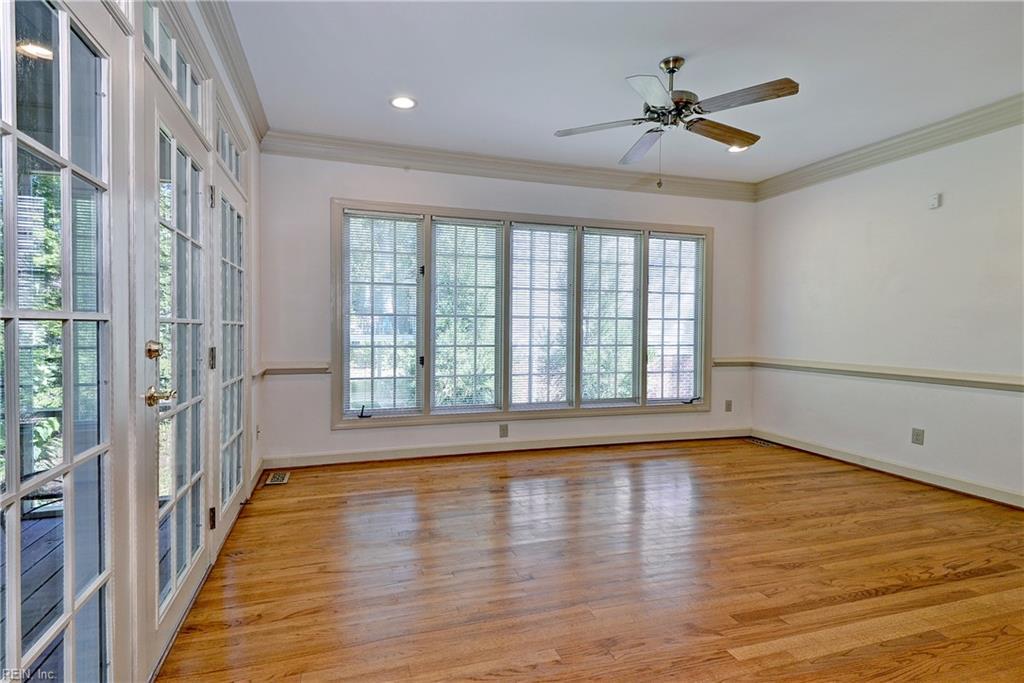 16 The Palisades Property Photo 11