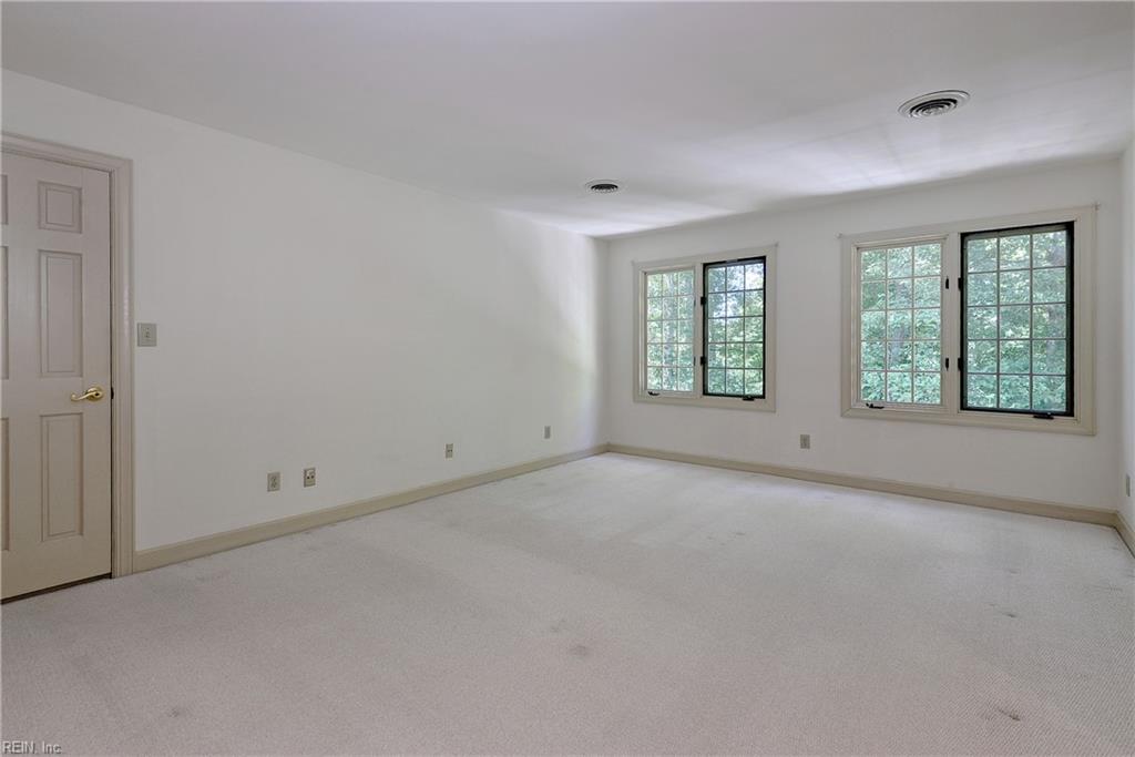 16 The Palisades Property Photo 32