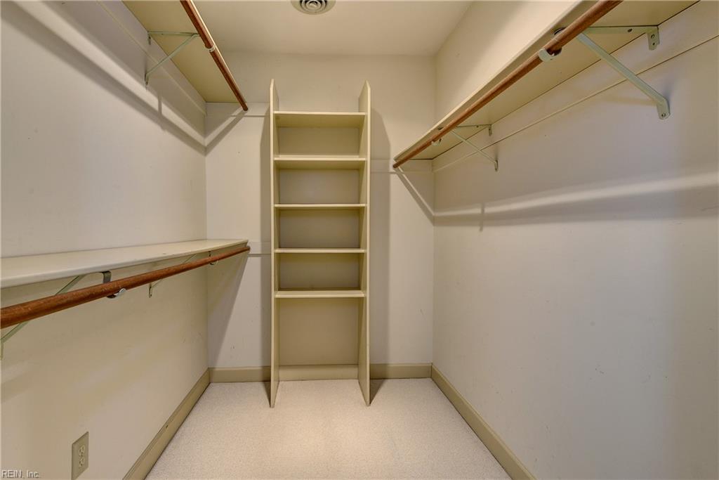 16 The Palisades Property Photo 33