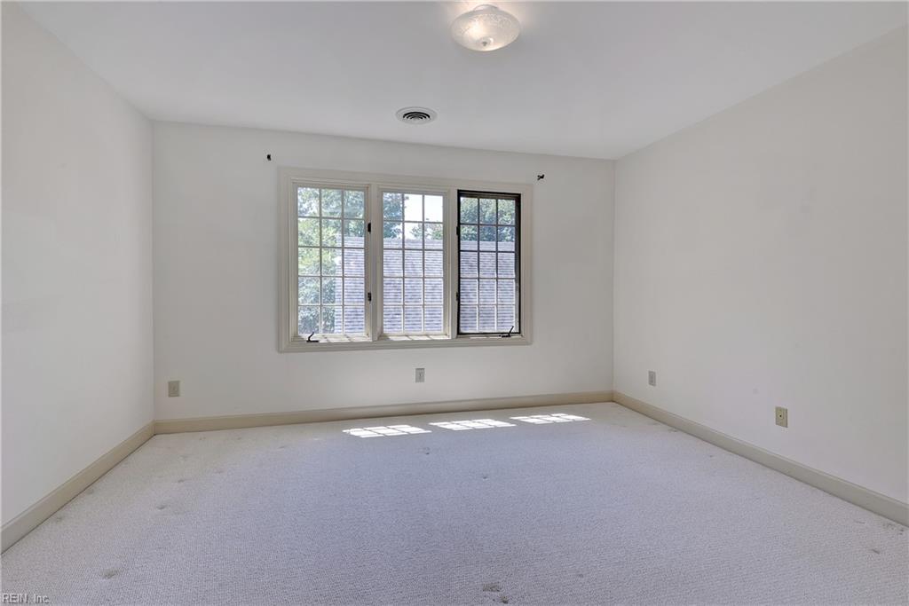16 The Palisades Property Photo 35