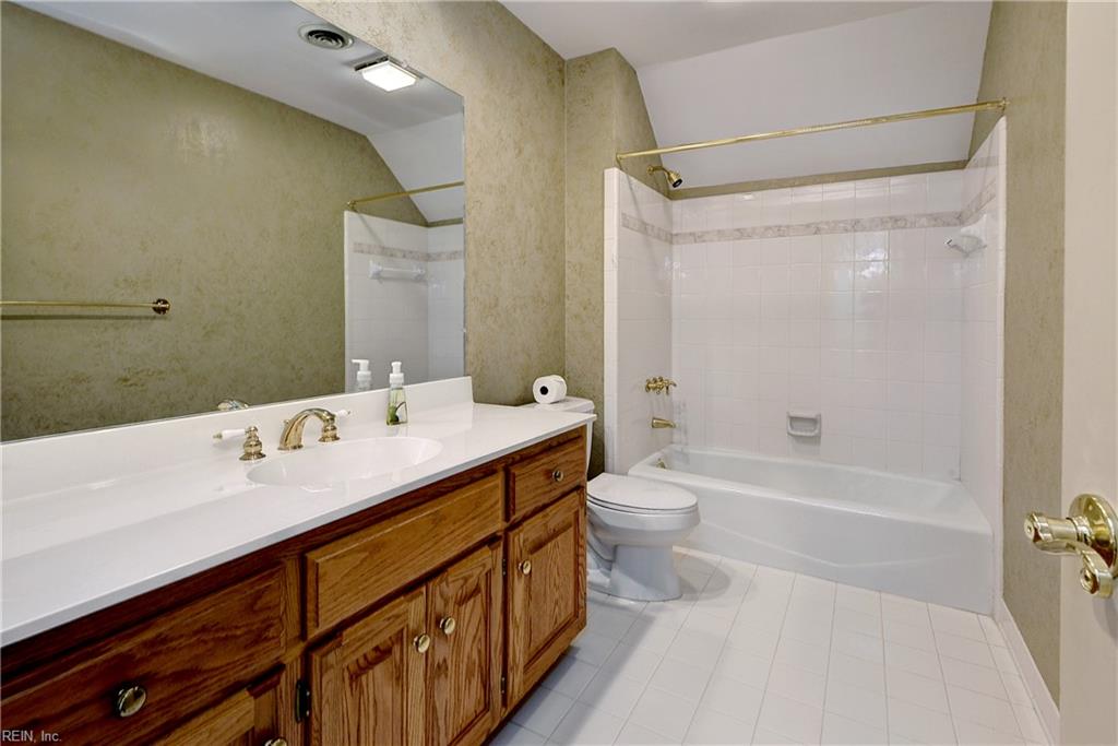 16 The Palisades Property Photo 36