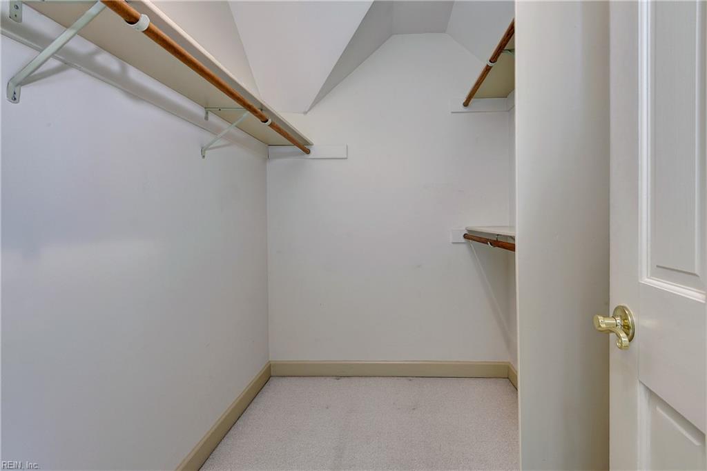 16 The Palisades Property Photo 37