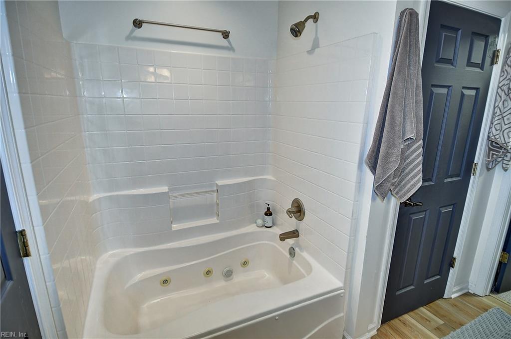 908 Becontree Ct Property Photo 35