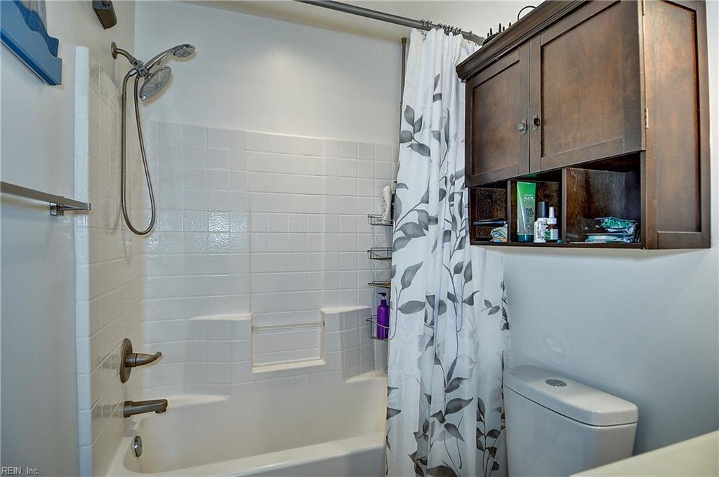 908 Becontree Ct Property Photo 41