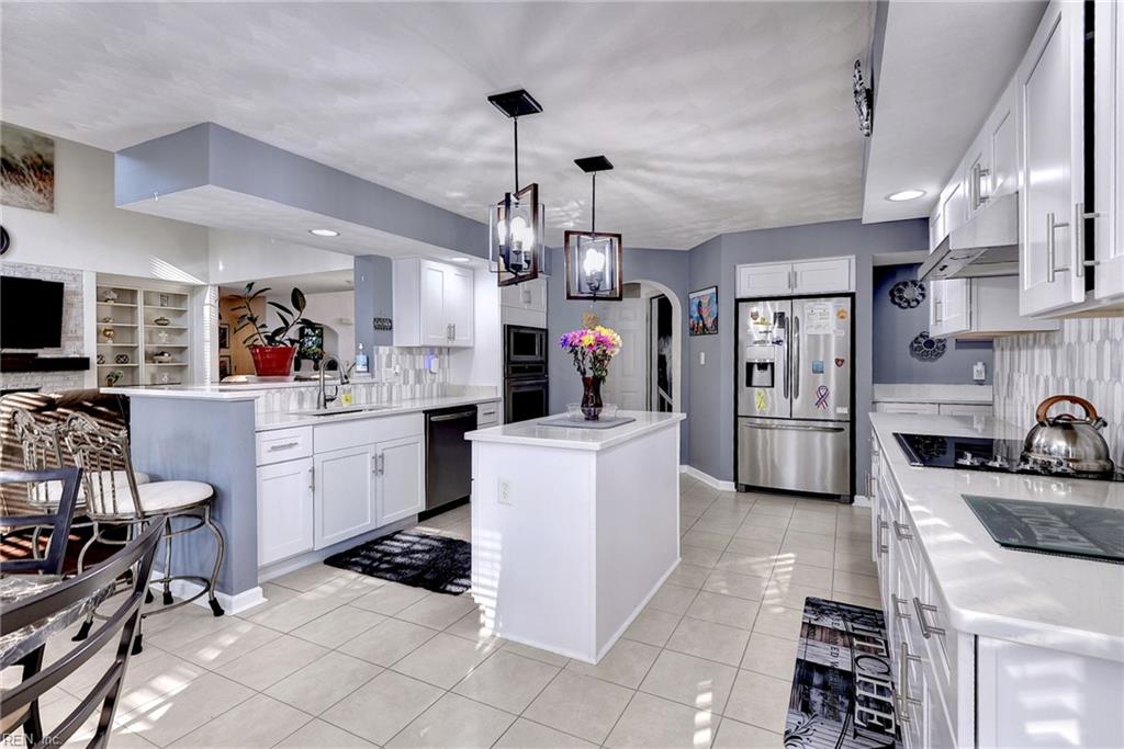 272 Grandville Arch Property Photo 11