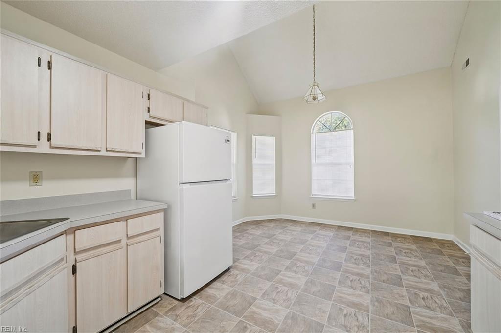 381 Westview Dr Property Photo 10