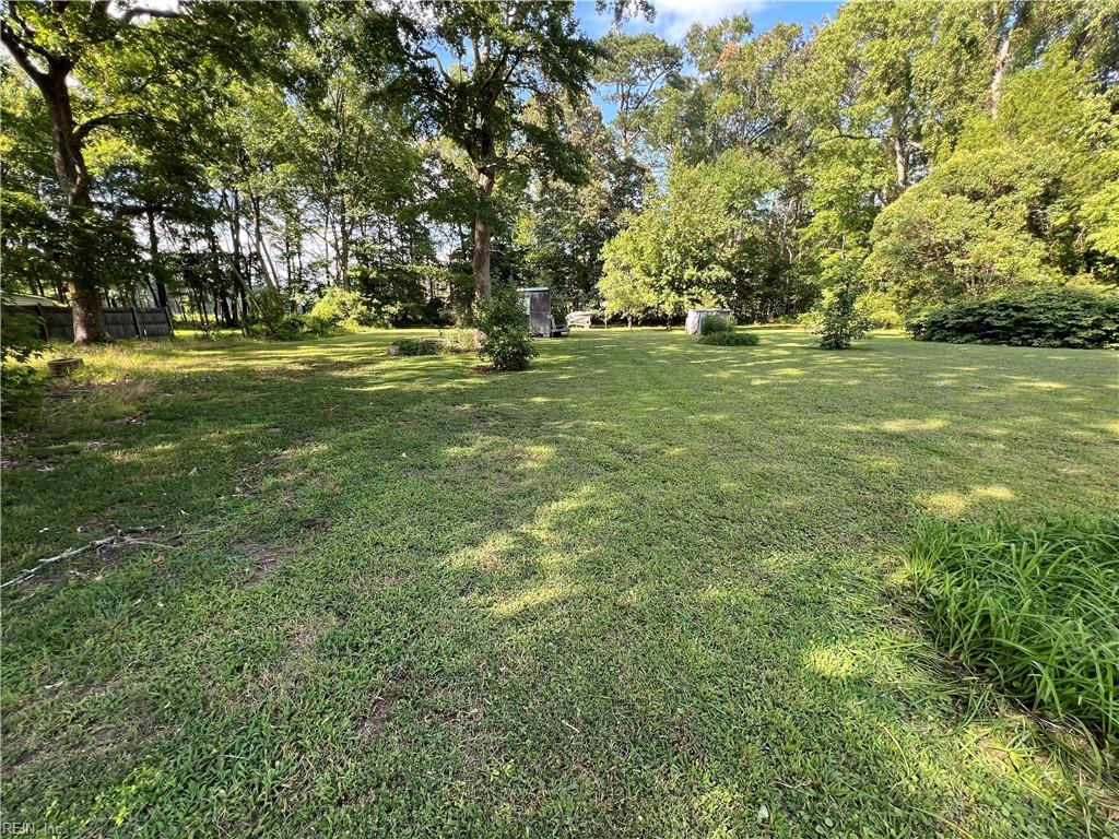 1464 North River Rd Property Photo 5