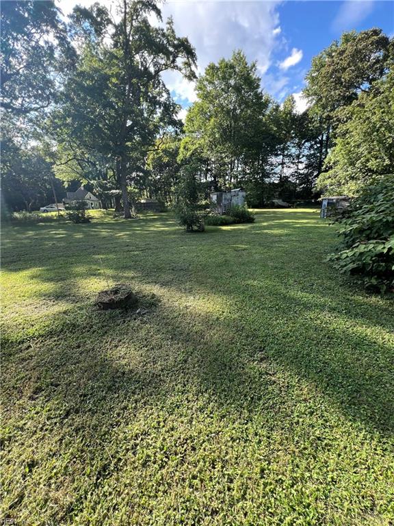 1464 North River Rd Property Photo 6
