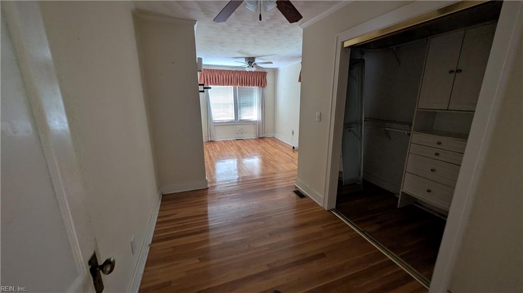 1326 26th St Property Photo 7
