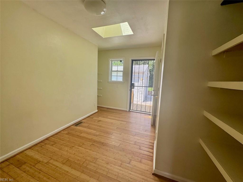 3717 Victoria Blvd Property Photo 19