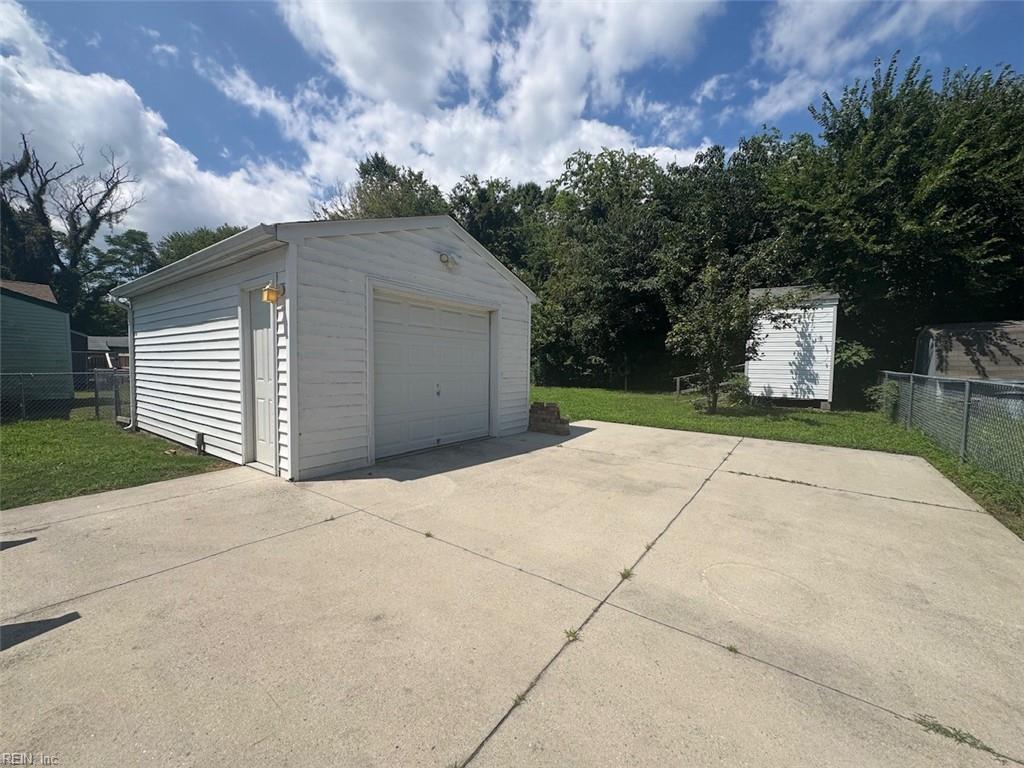 3717 Victoria Blvd Property Photo 23