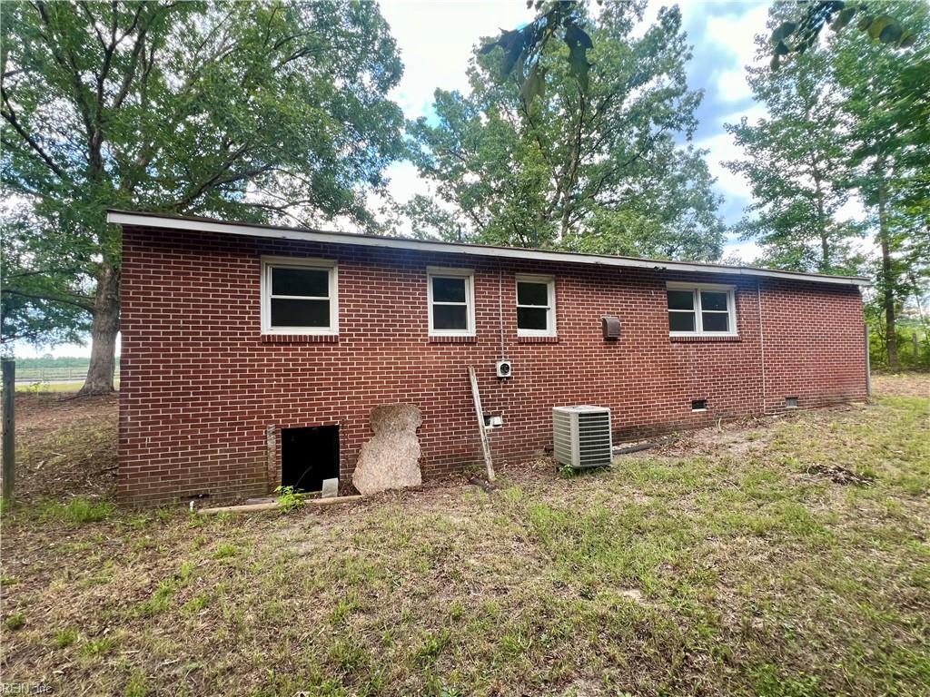 18688 Orbit Rd Property Photo 2