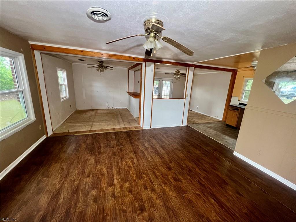 18688 Orbit Rd Property Photo 4