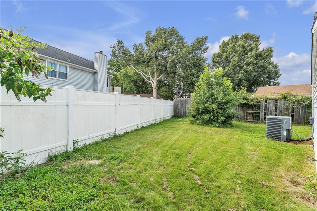 3868 Jousting Arch Property Photo 17