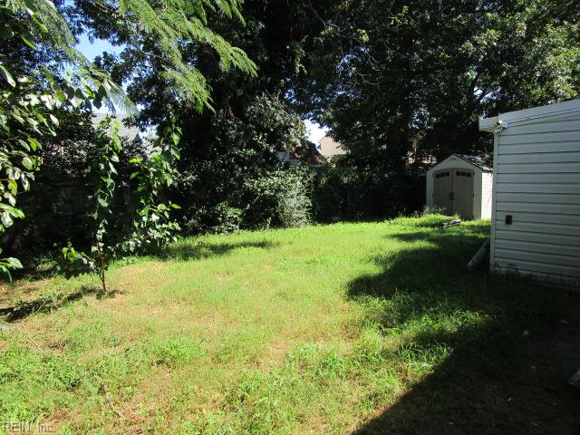 2011 Seward Dr Property Photo 6