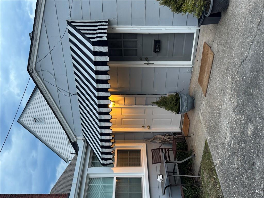 418 B 22nd St Property Photo 14