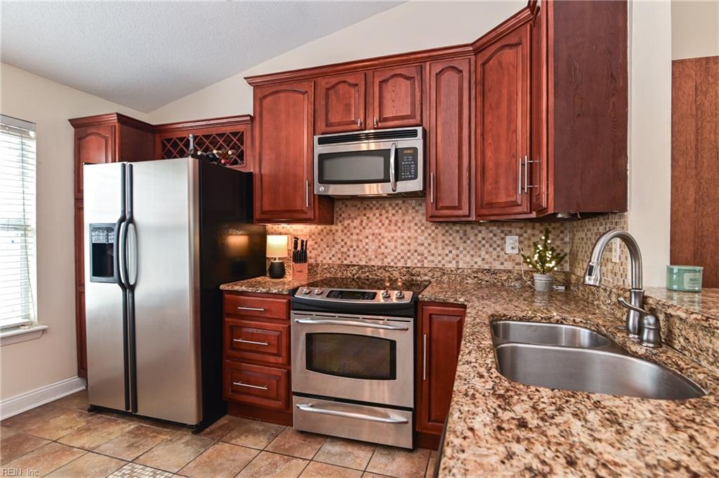 2920 Seashore Pt Property Photo 6