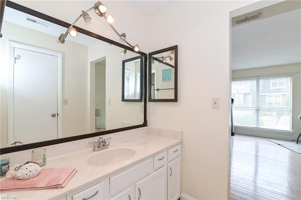 2920 Seashore Pt Property Photo 15