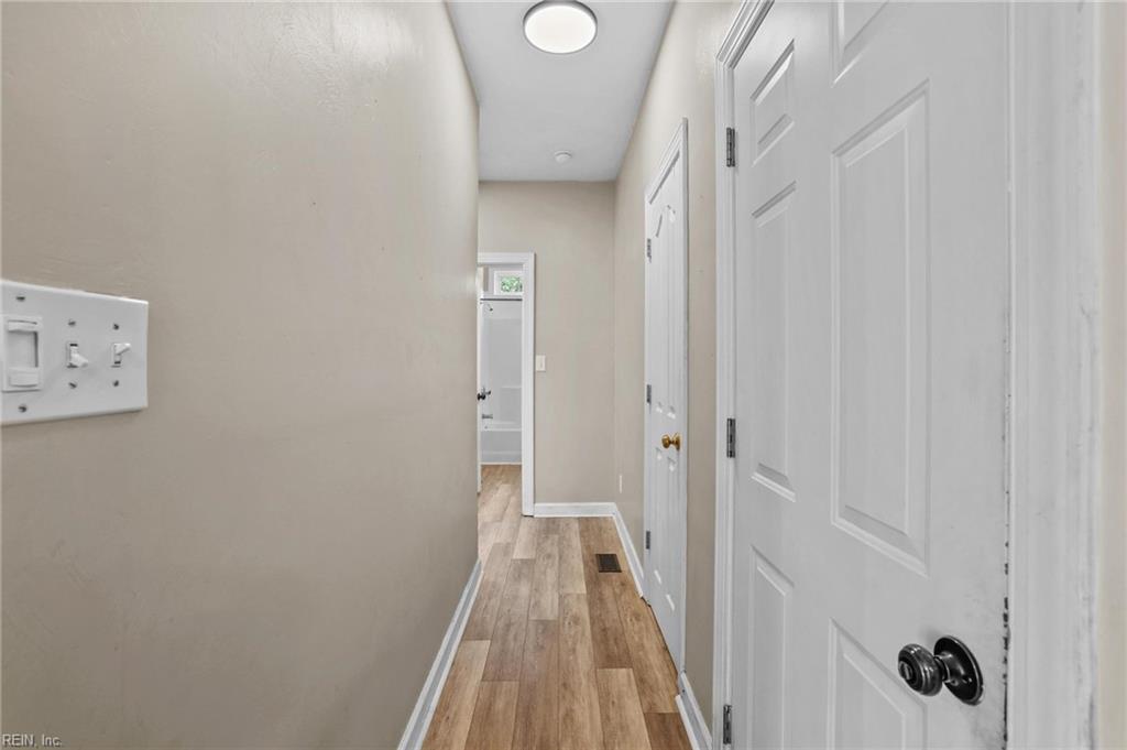 909 Sydenham Blvd Property Photo 34