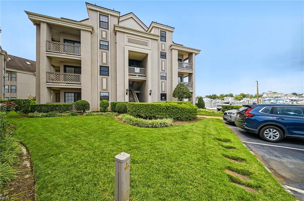 417 Harbour Pt Property Photo 2